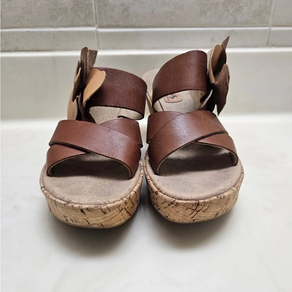 Kork-Ease Kirk’s Wedge Slide Sandals with Floral Accent in Brown and Tan